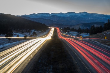 Verkehr auf Autobahn